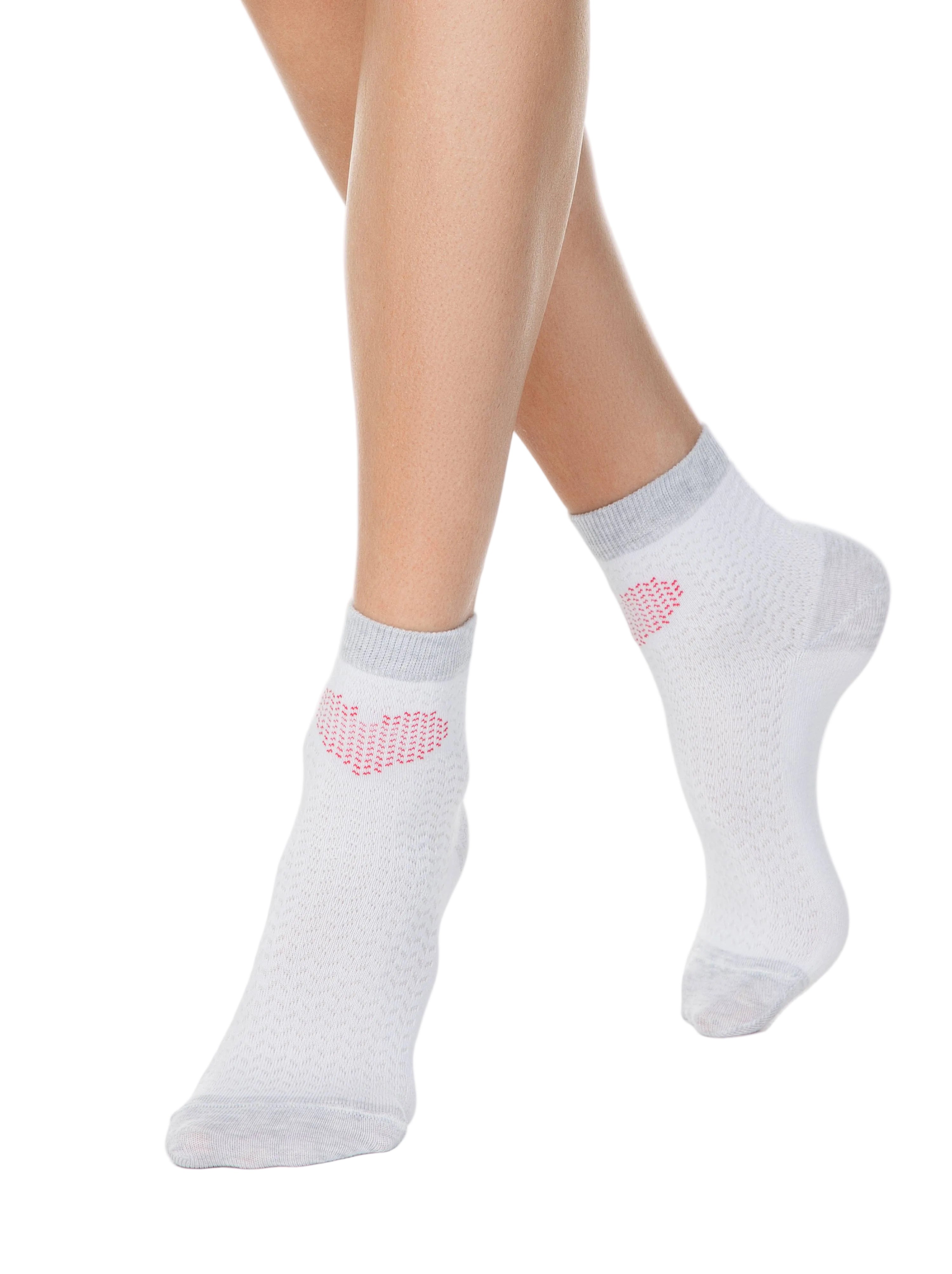 Damen Socken mit Herz in Weiß
