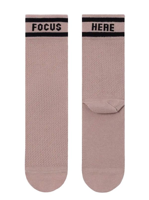 Lange Socken mit Ajourmuster Puderrosa " Focus - Here"